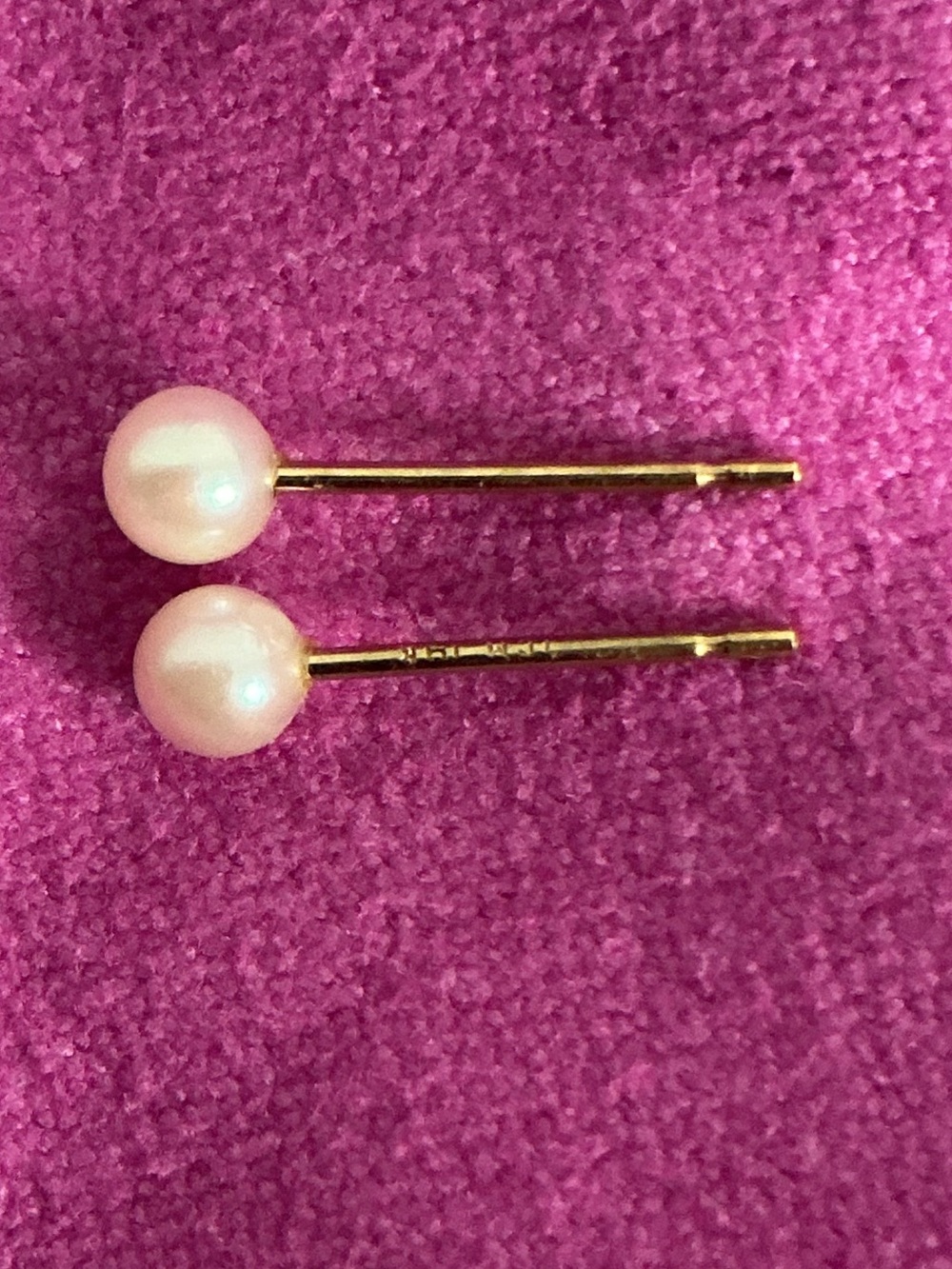 Tiny 14K 3(ish)MM Pearl Earrings💐NO BACKS💐